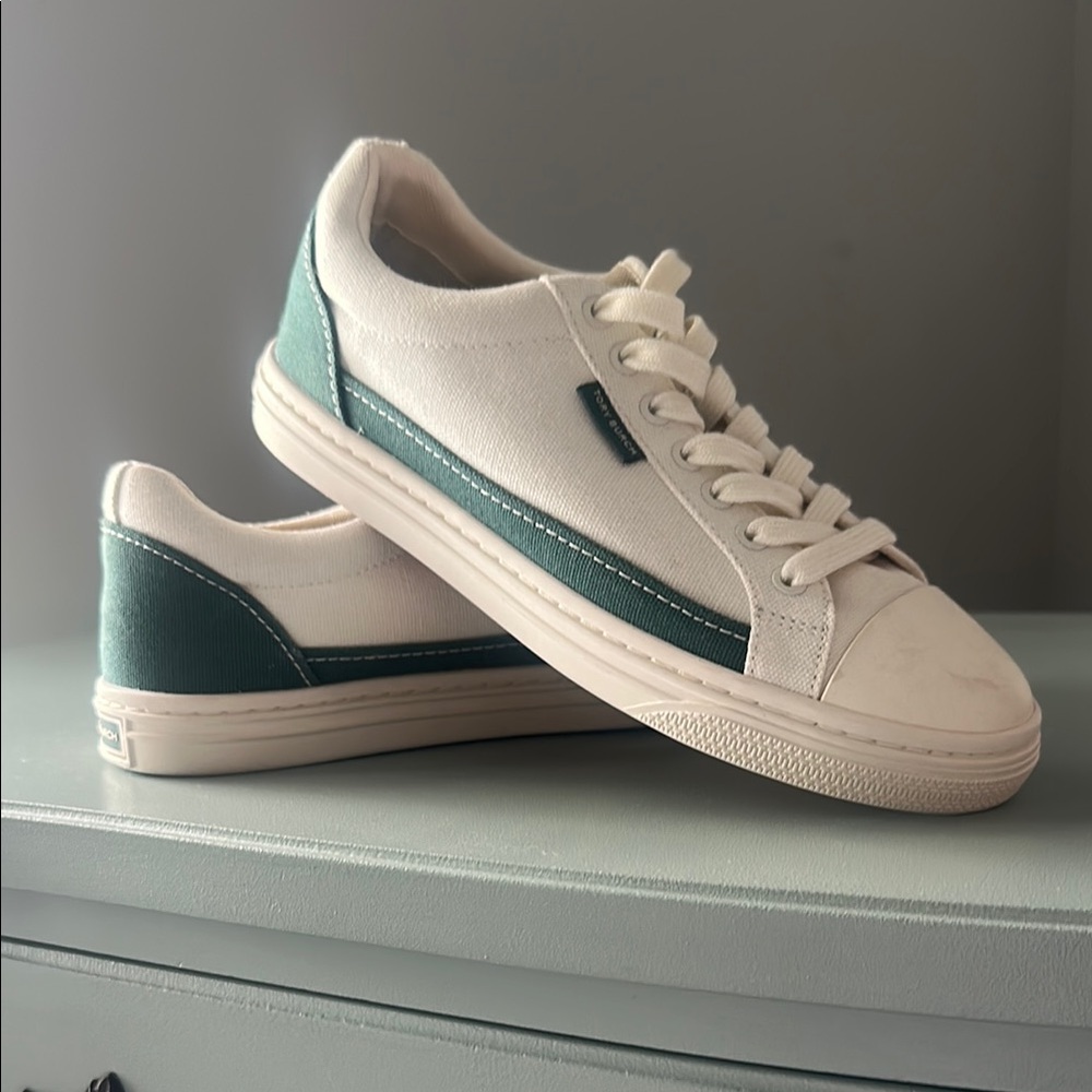 Tory Burch Cream and Green Sneakers 7M NWOT